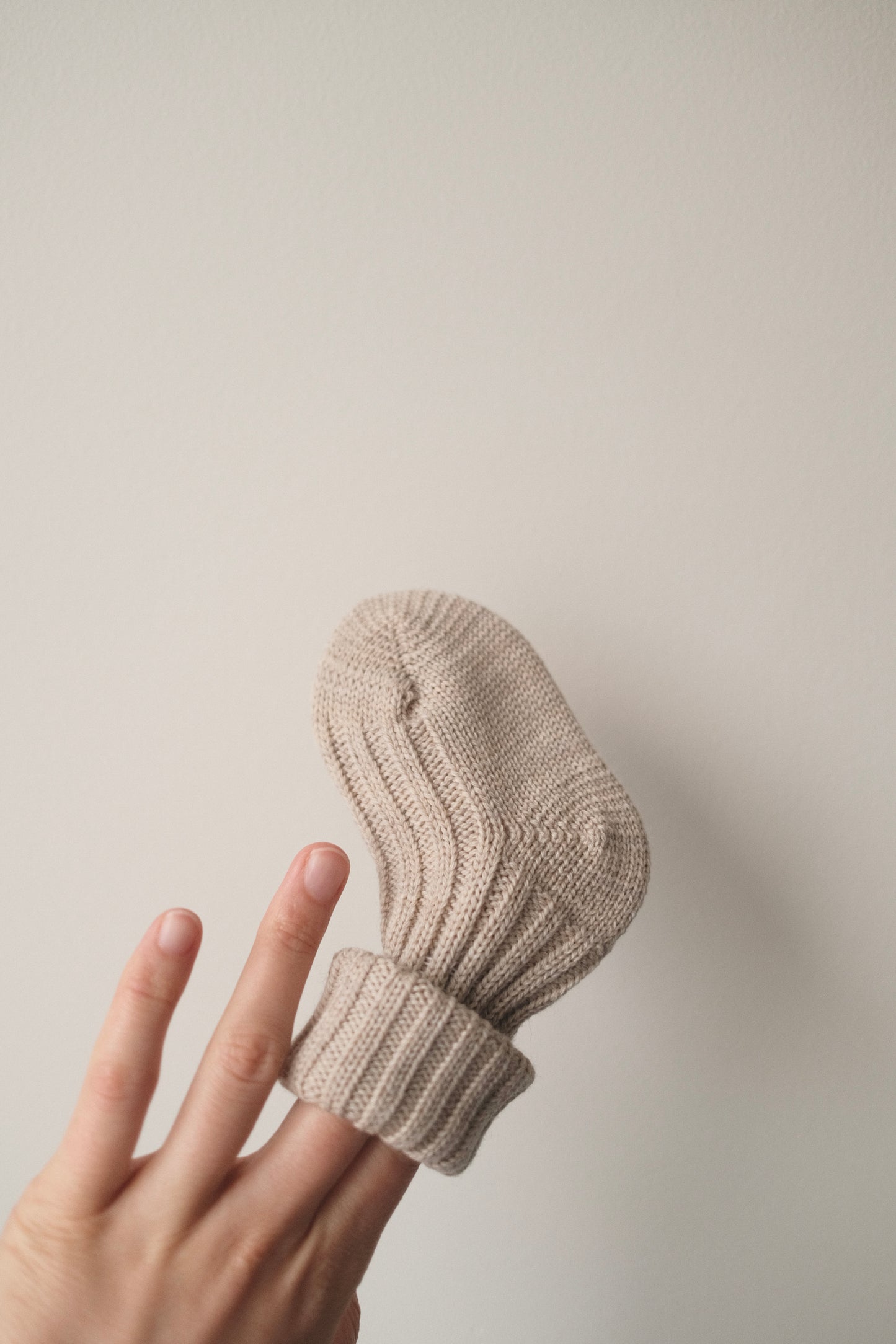Organic wool baby socks – oat melange