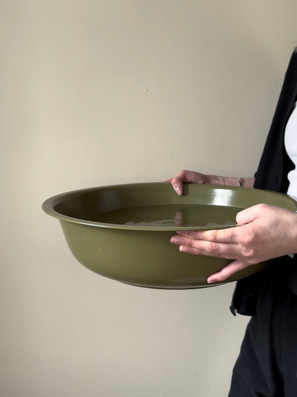 Foot and soak bath tub