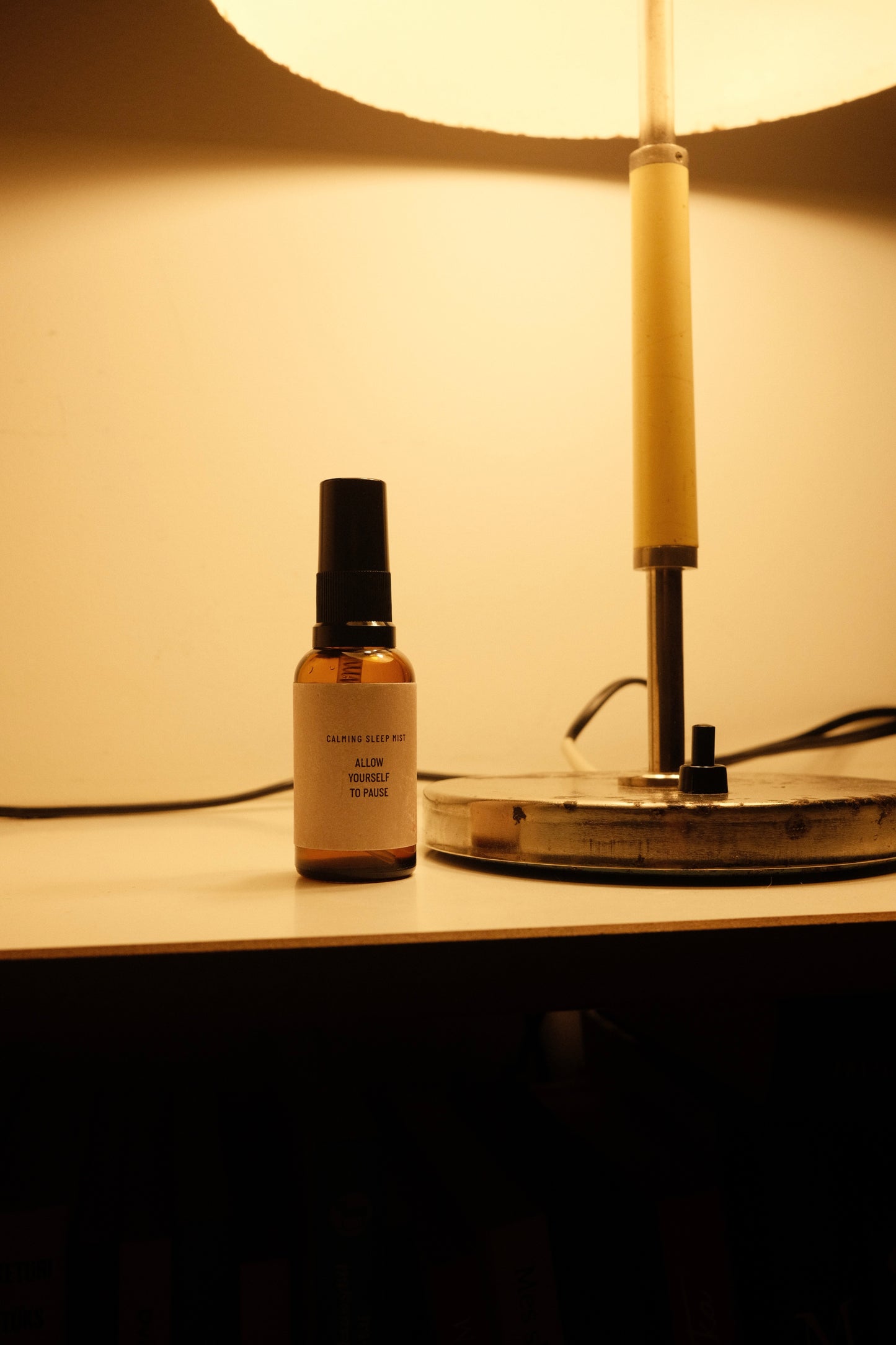 Bedside sleep spray for relaxation and better rest during pregnancy