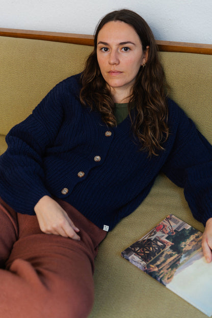 Organic knit cardigan – navy