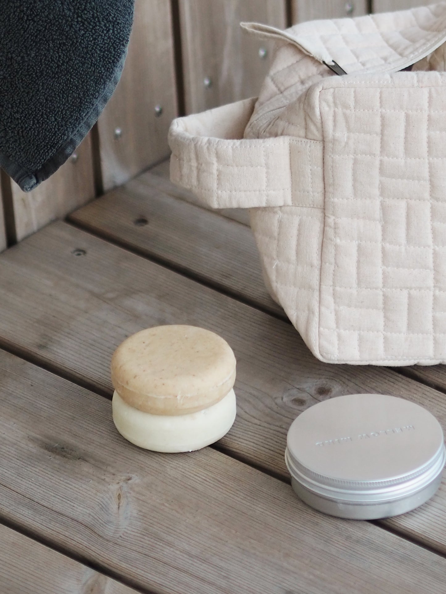 Shampoo & conditioner bar set