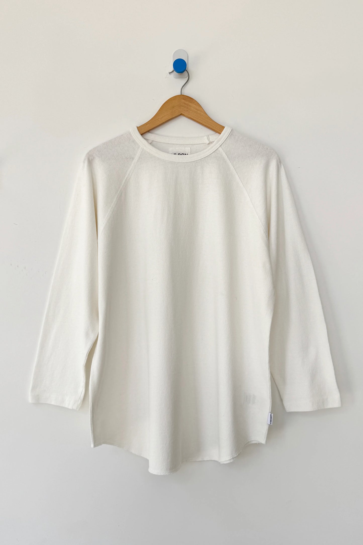 Raglan tee, heavyweight cotton – white